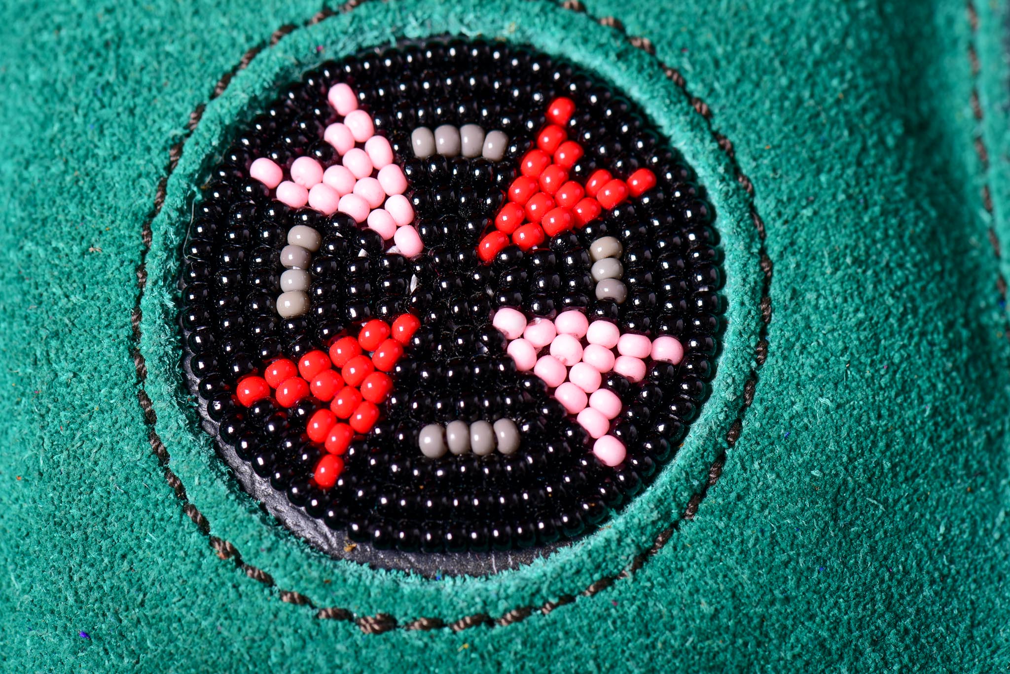 Andino Push - Otavalo Leather Beads Embroidery Purse Green