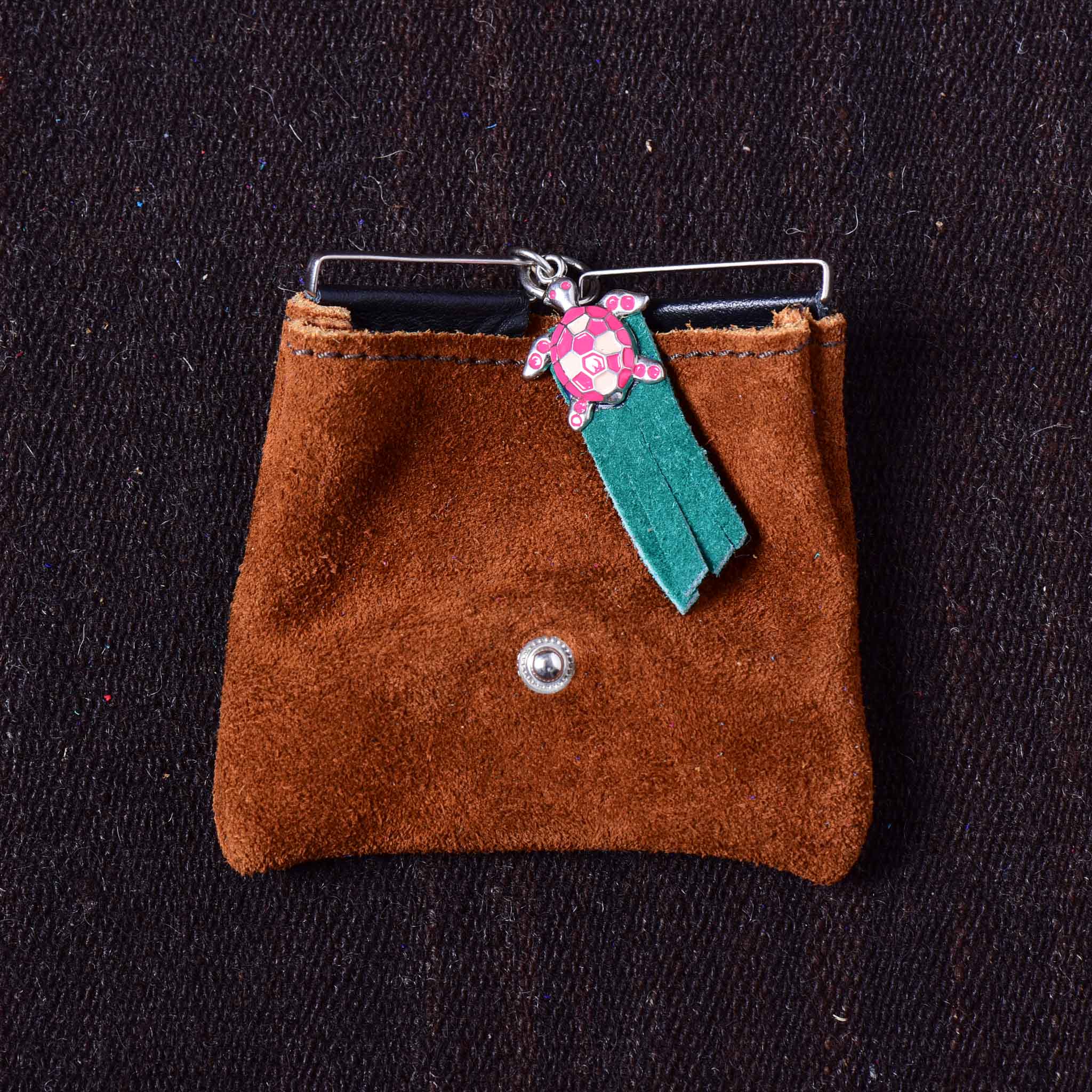 Andino Tortuguero - Otavalo Leather Turtle Clasp Purse Brown