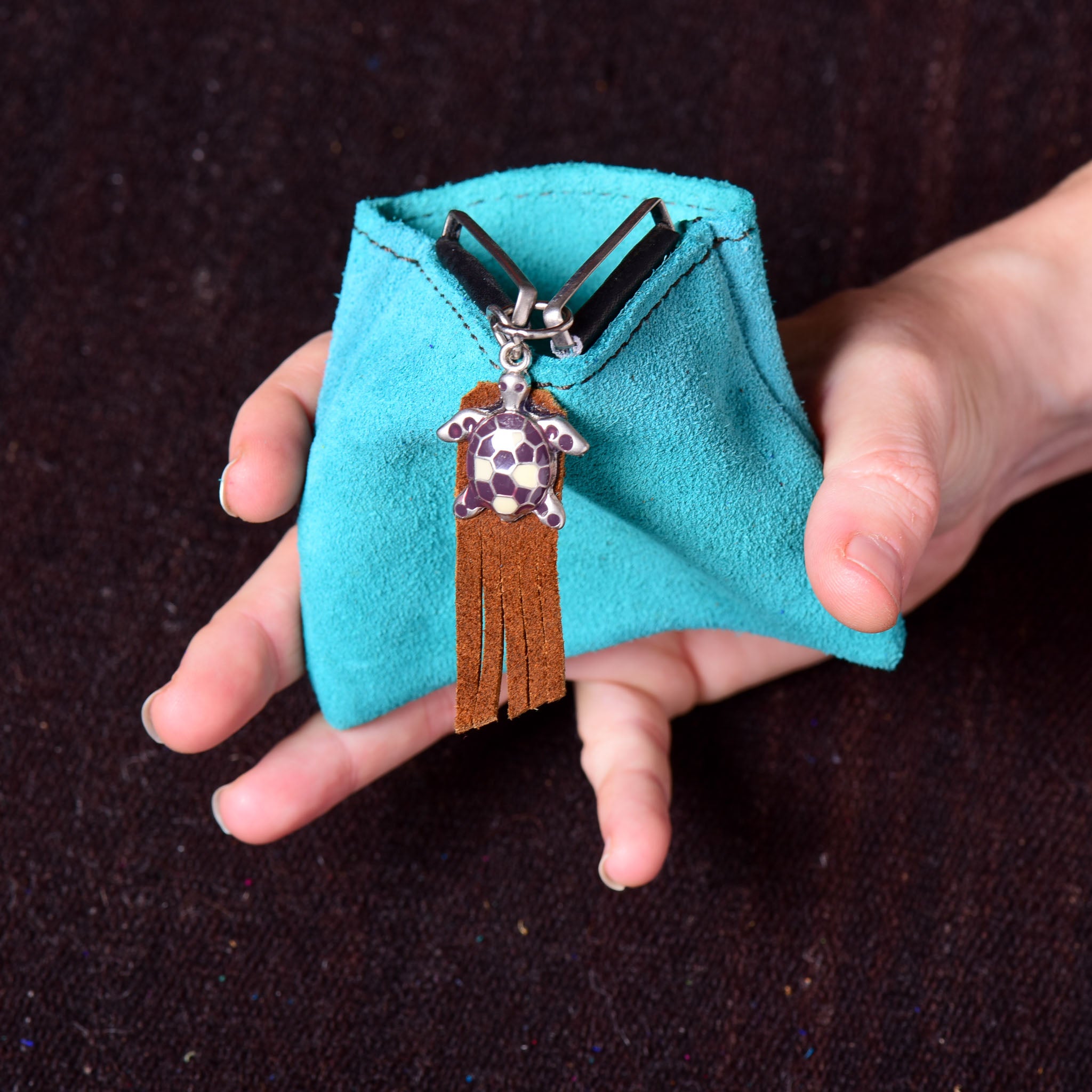 Andino Tortuguero - Otavalo Leather Turtle Clasp Purse turquoise