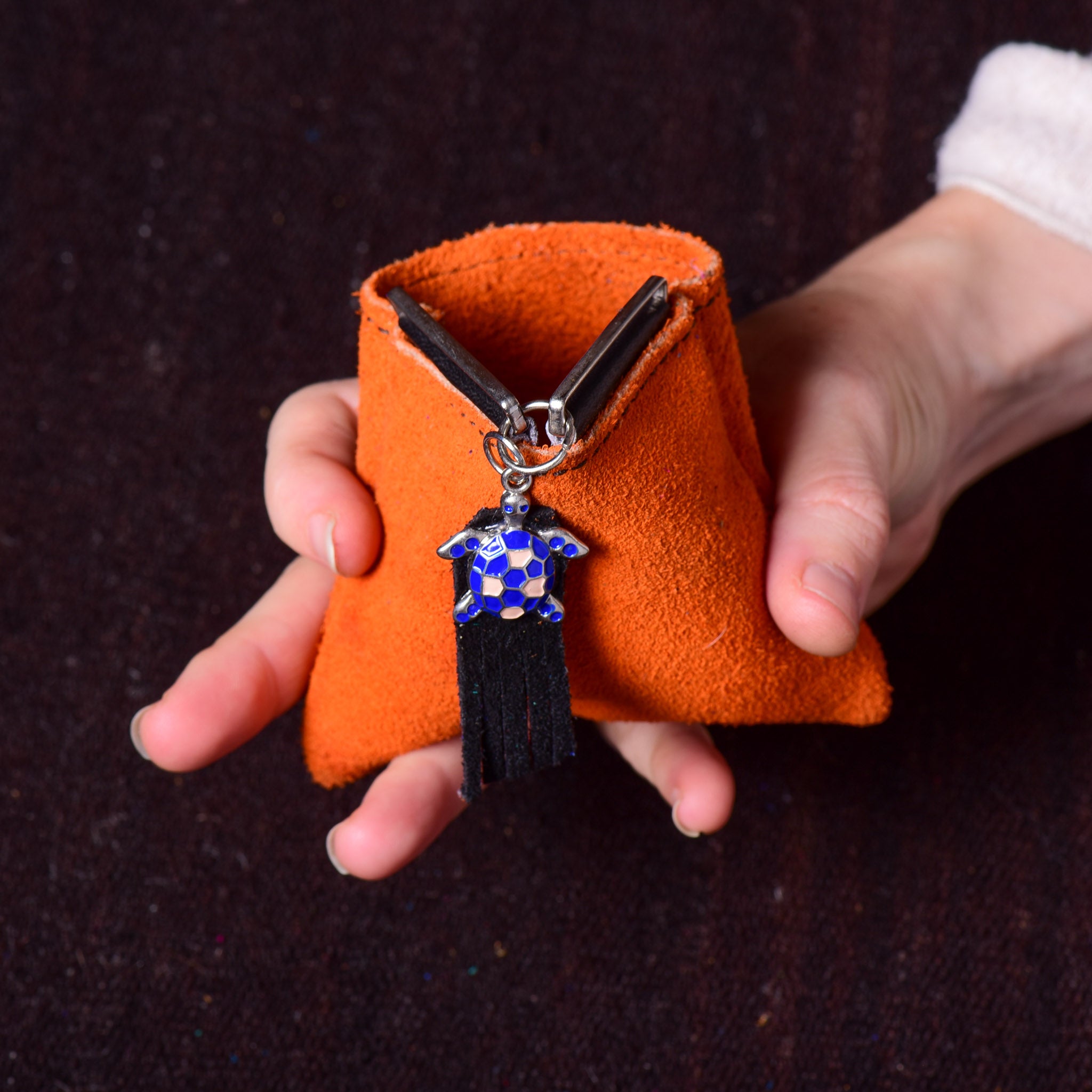 Andino Tortuguero - Otavalo Leather Turtle Clasp Purse turquoise Orange