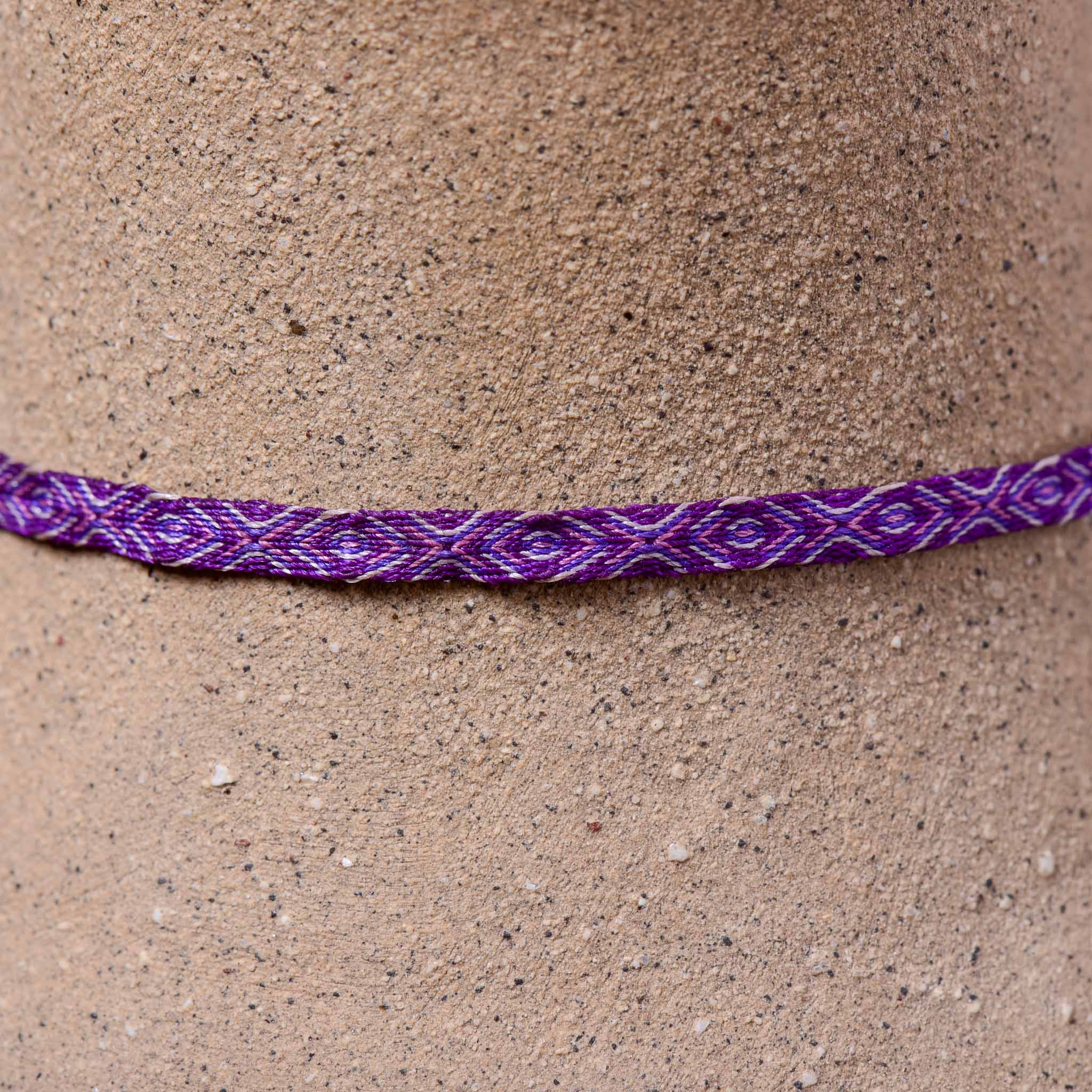Mhuysca Macrame Thin Bracelet Purplish