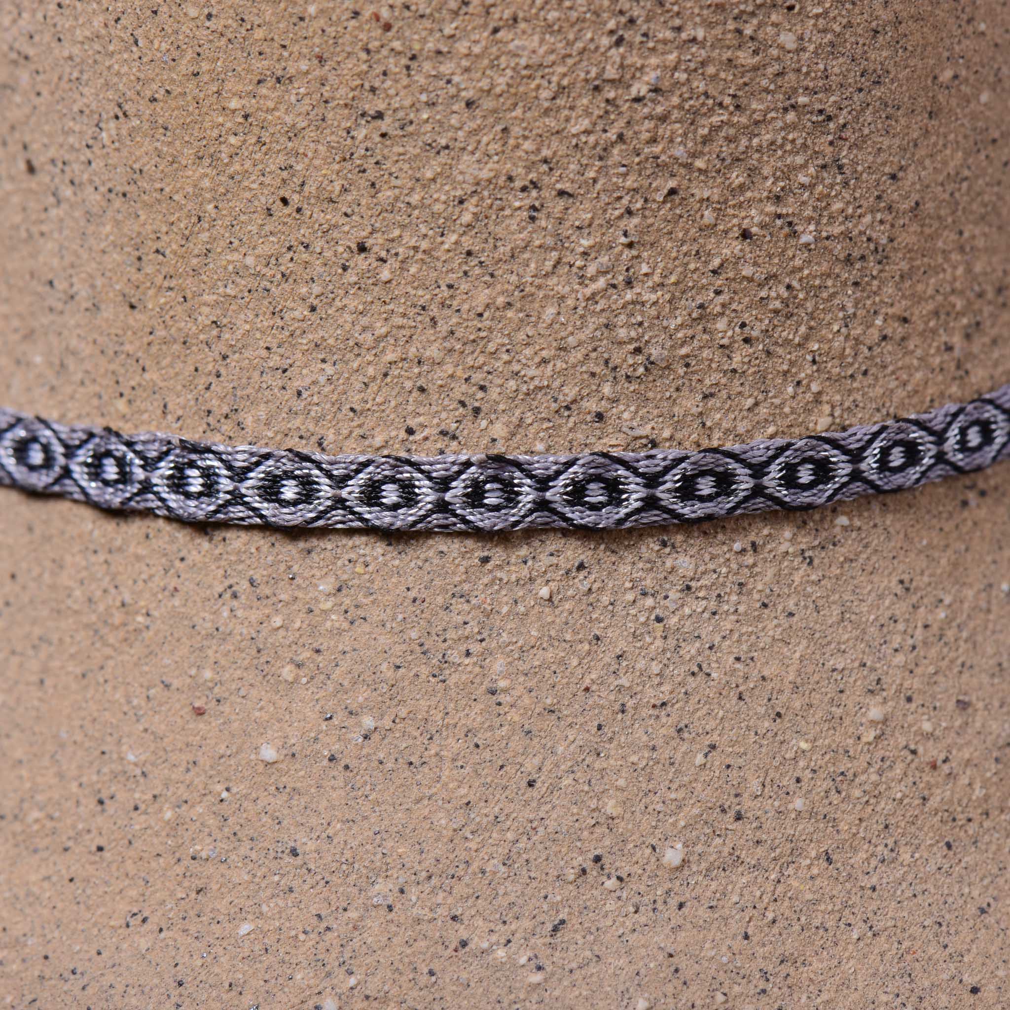 Mhuysca Macrame Thin Bracelet Grey