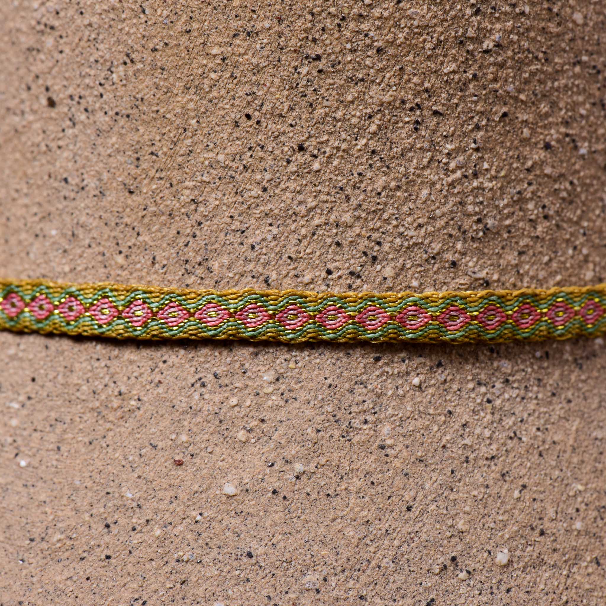 Mhuysca Macrame Thin Bracelet Chalky