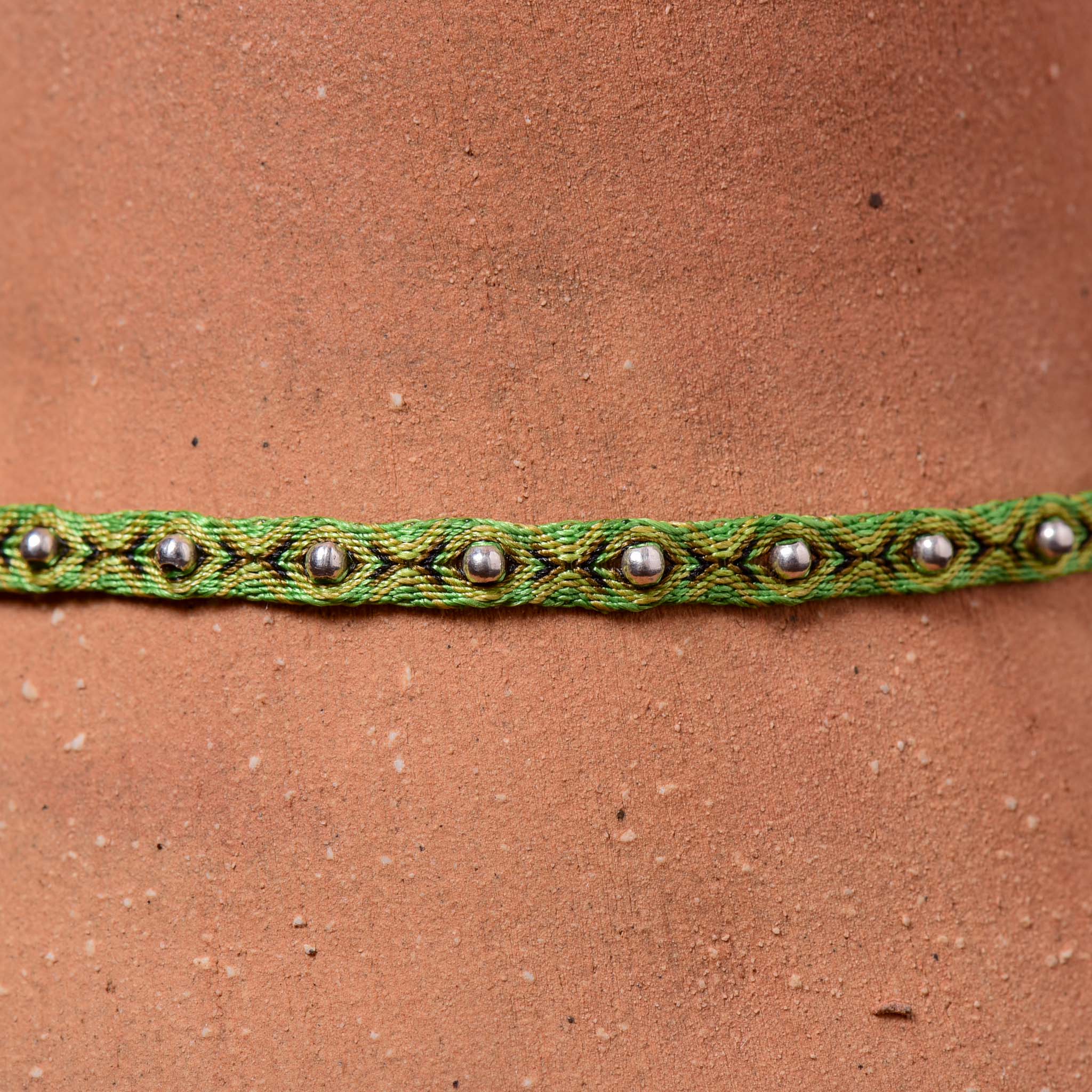 Mhuysca Makrame Thin Bracelate With Pins Green