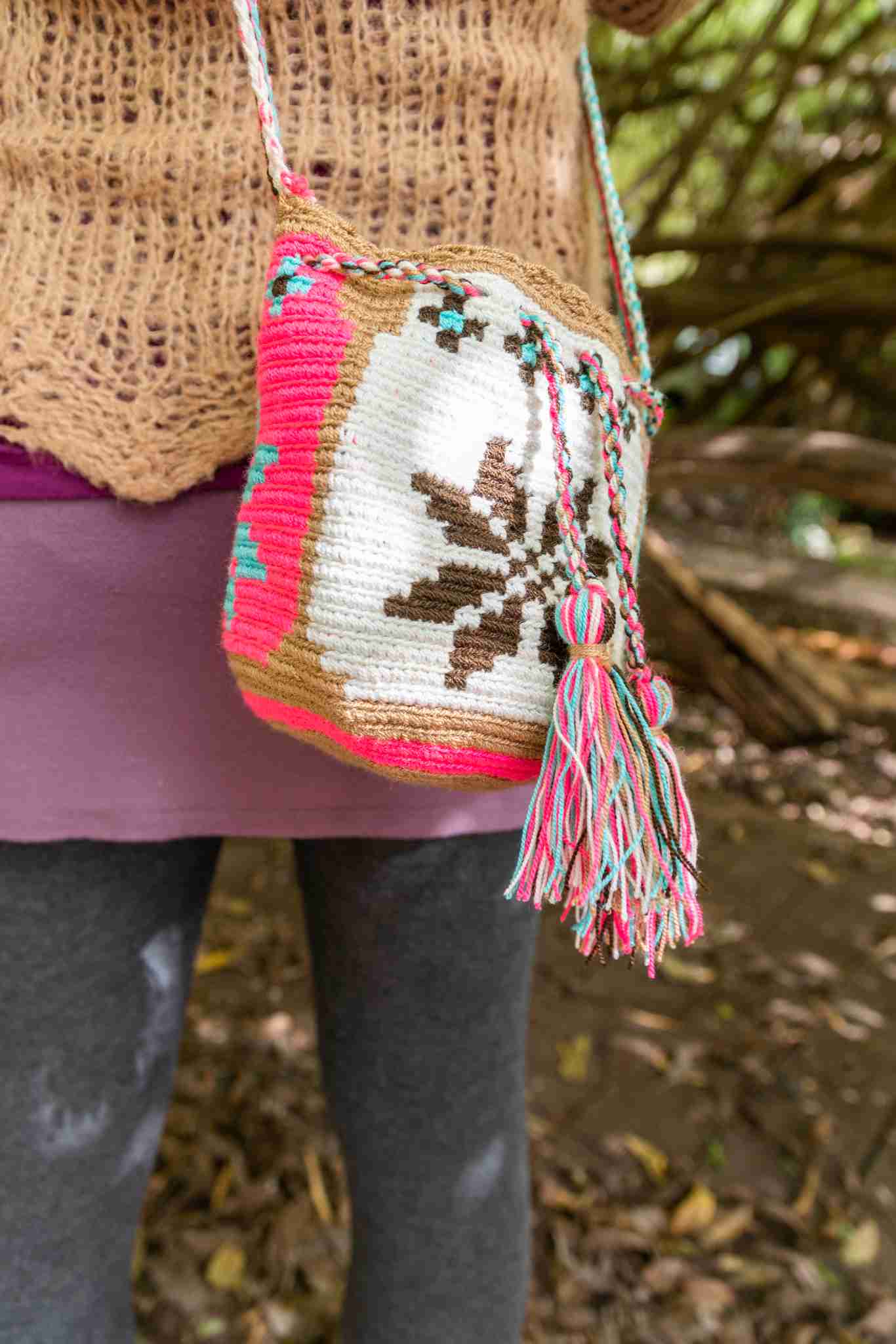Wayuu Small Knitted Mochila White Flower