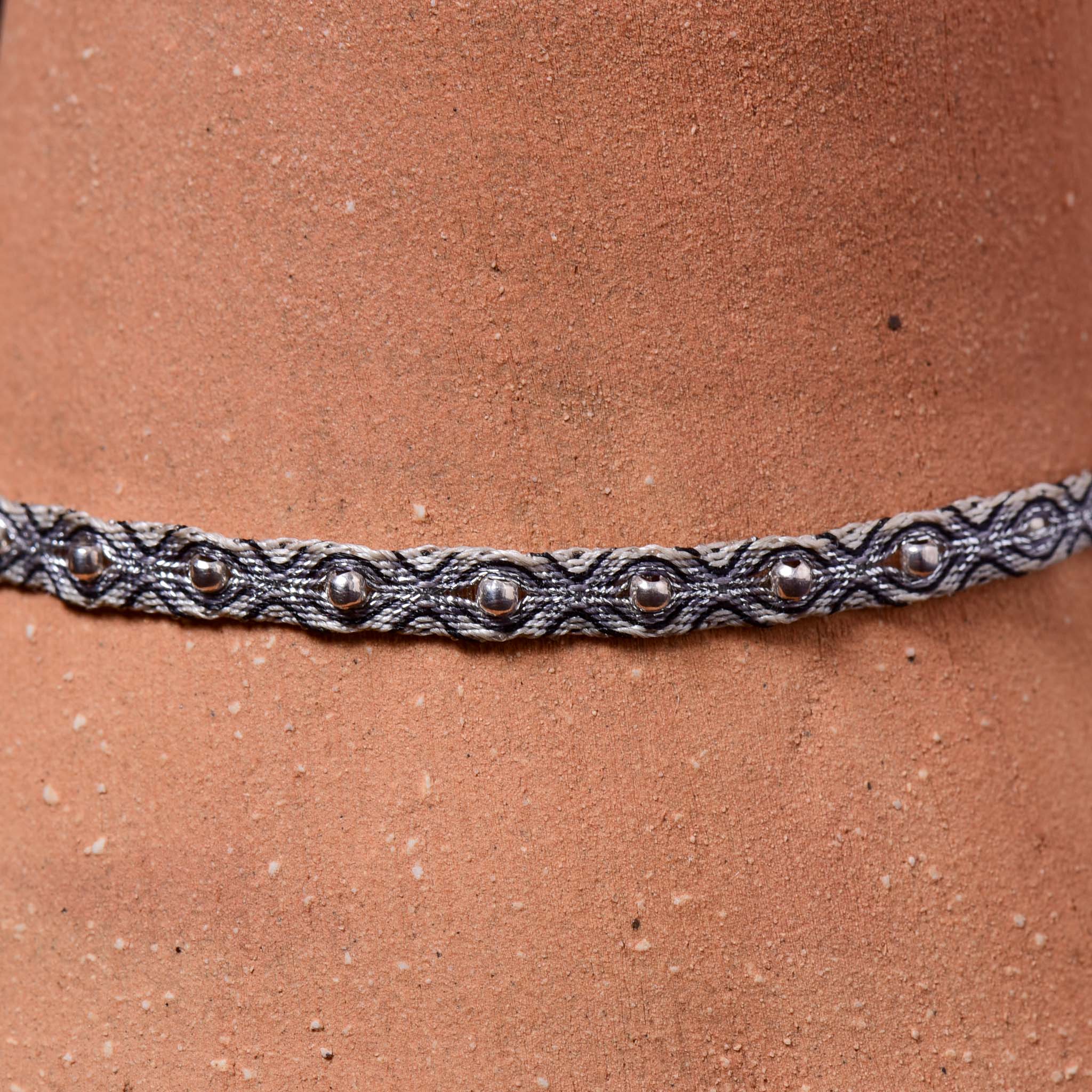 Mhuysca Makrame Thin Bracelate With Pins Beige